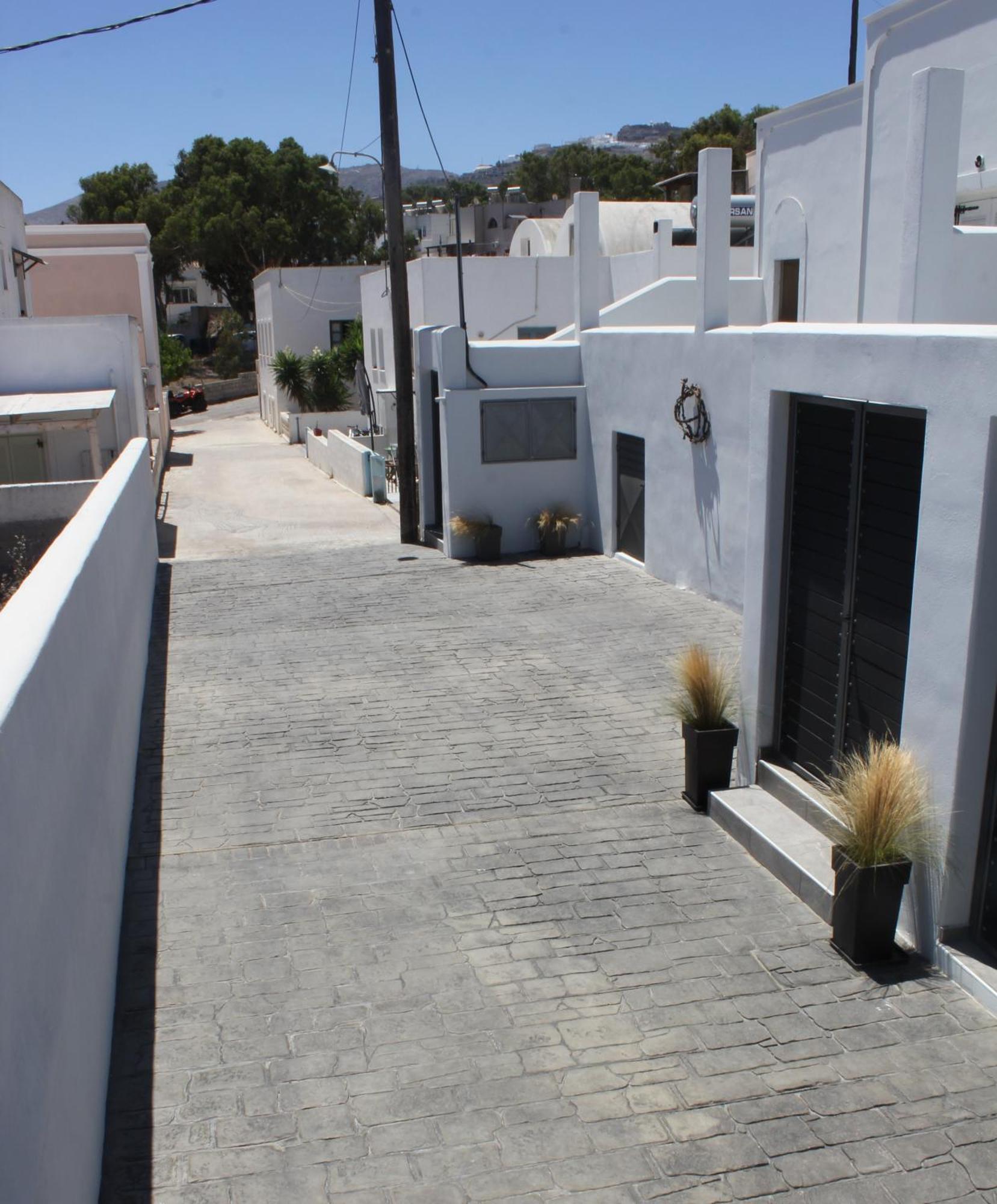 The Rock Luxury Homes Mesaria Exterior photo