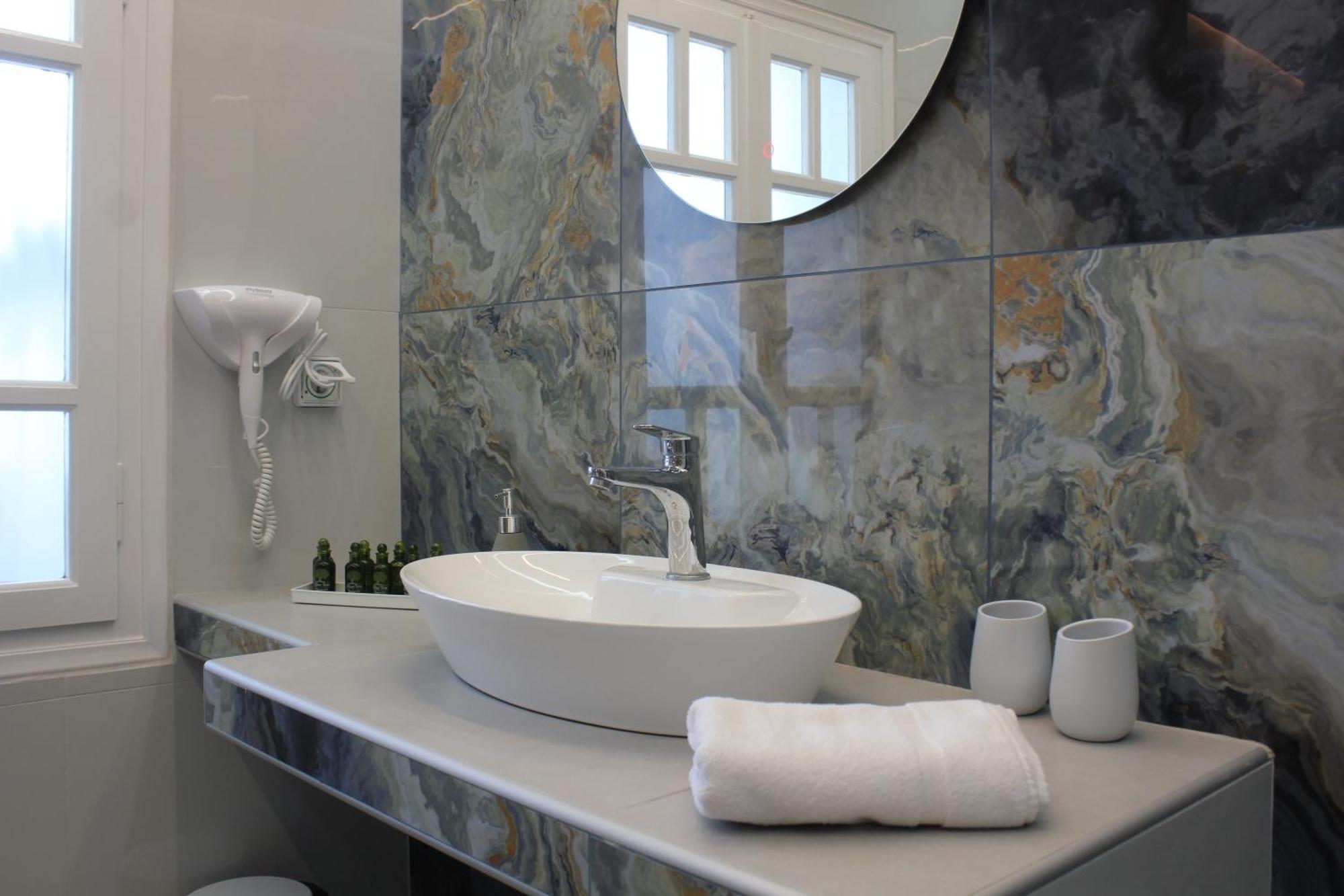 The Rock Luxury Homes Mesaria Exterior photo