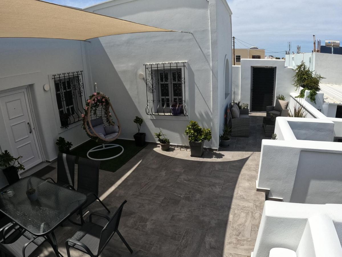The Rock Luxury Homes Mesaria Exterior photo